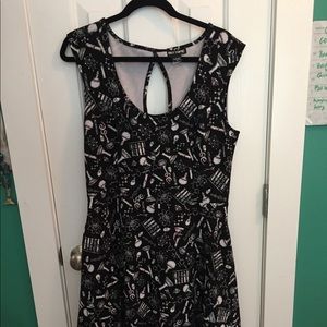 Hot Topic Science Dress